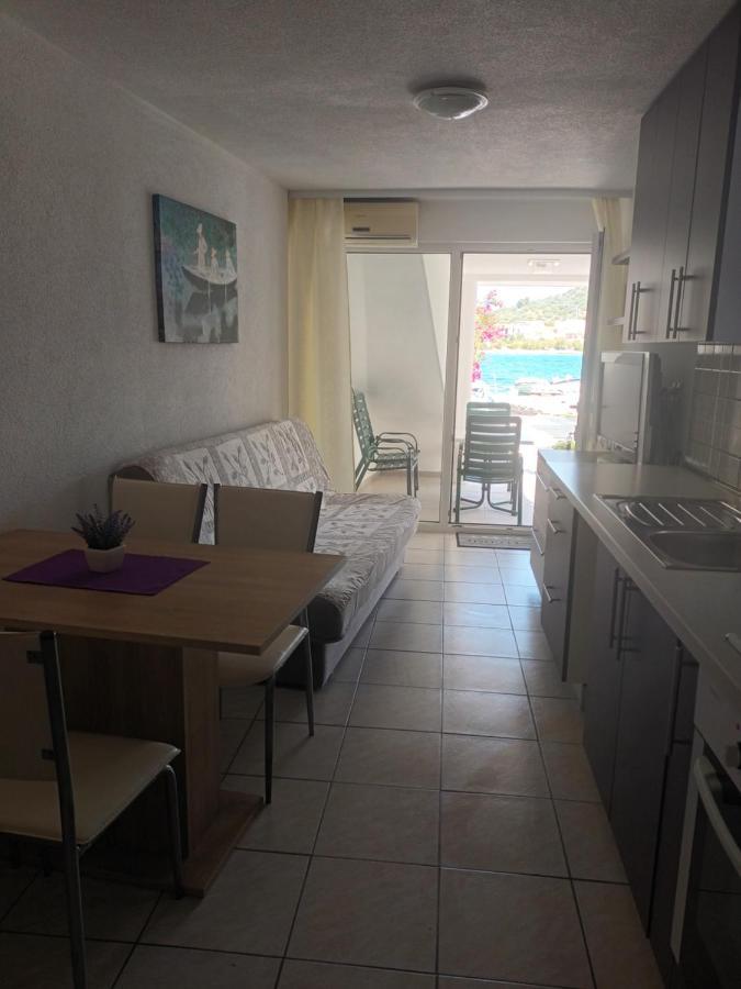 Volat Apartments Betina  Exterior foto